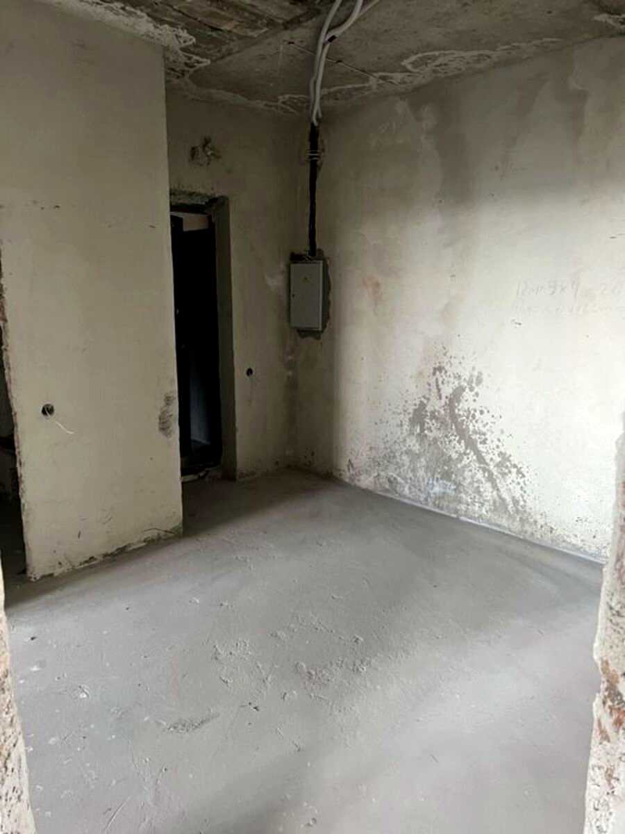 1877927788343891