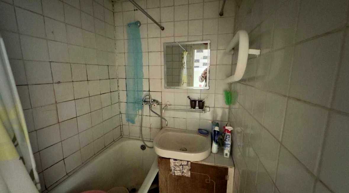 1877930057814325