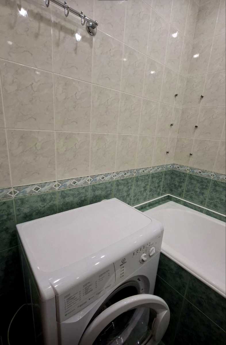 1877931307273837