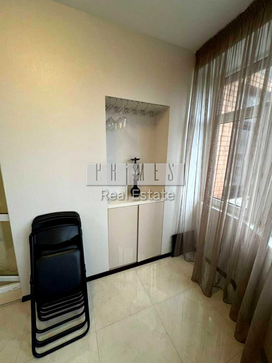 1877931393068066