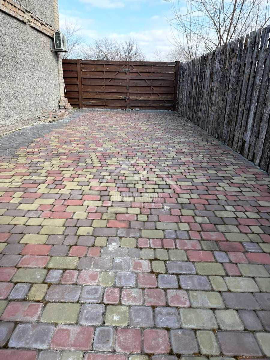 1877931668776166