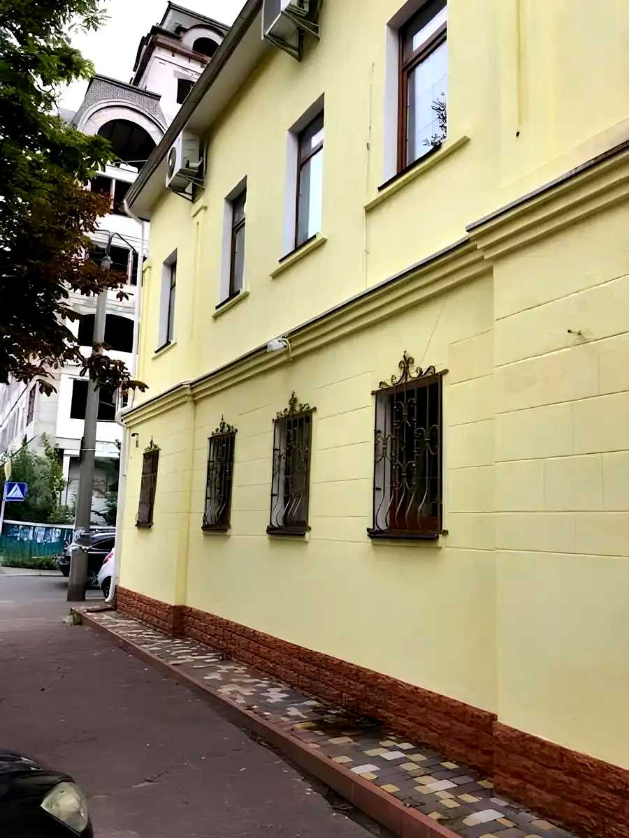1877931955908368