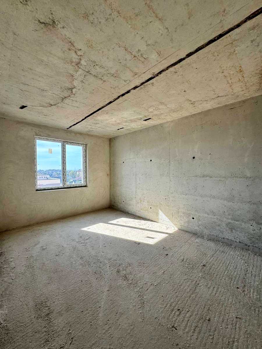 1877932121820806