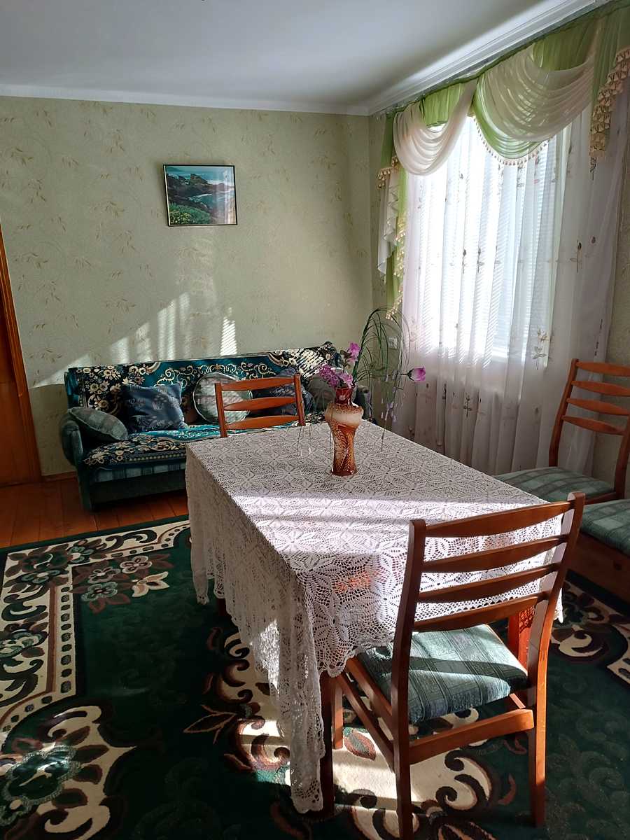 1877932558535692