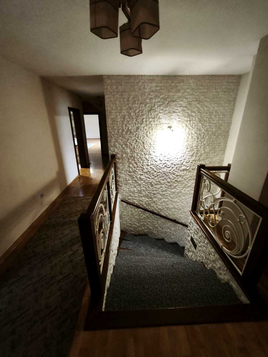 1877934129198512