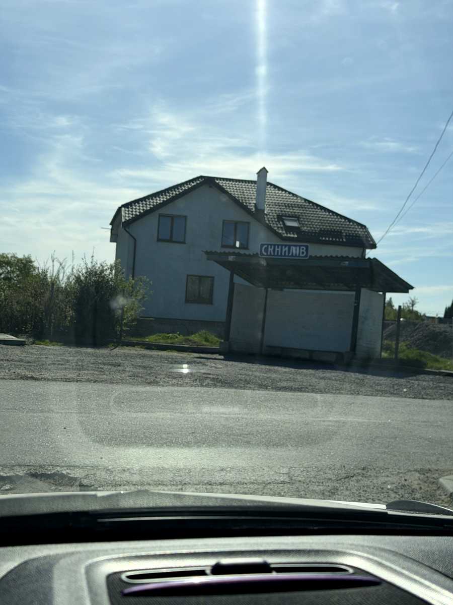 1877935427268049