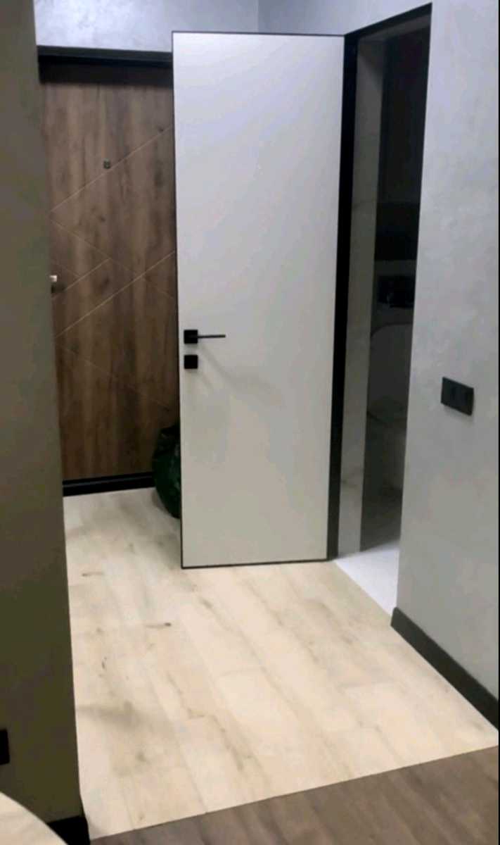 1877936299672295