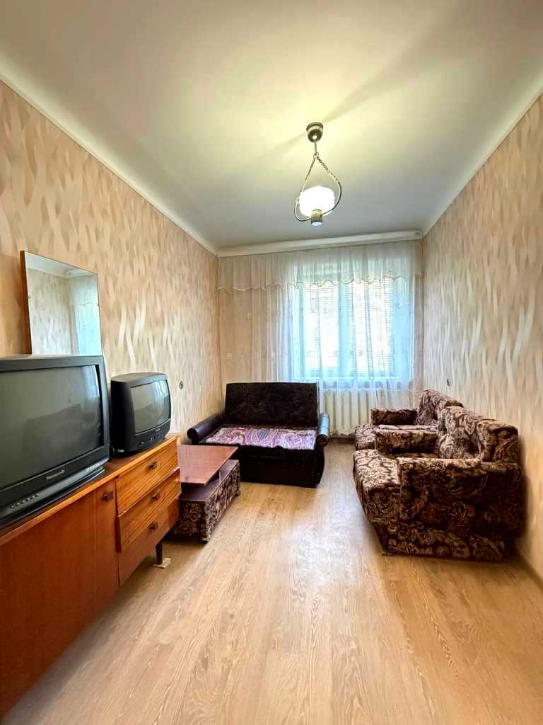 1877936335436467