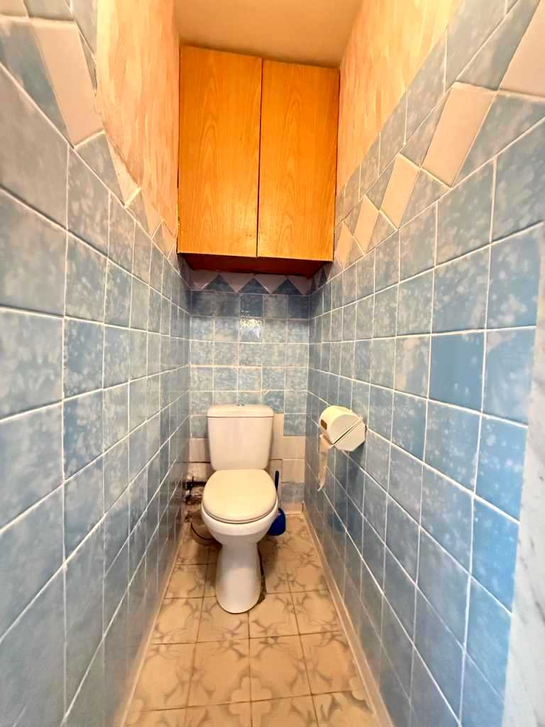 1877936335890594