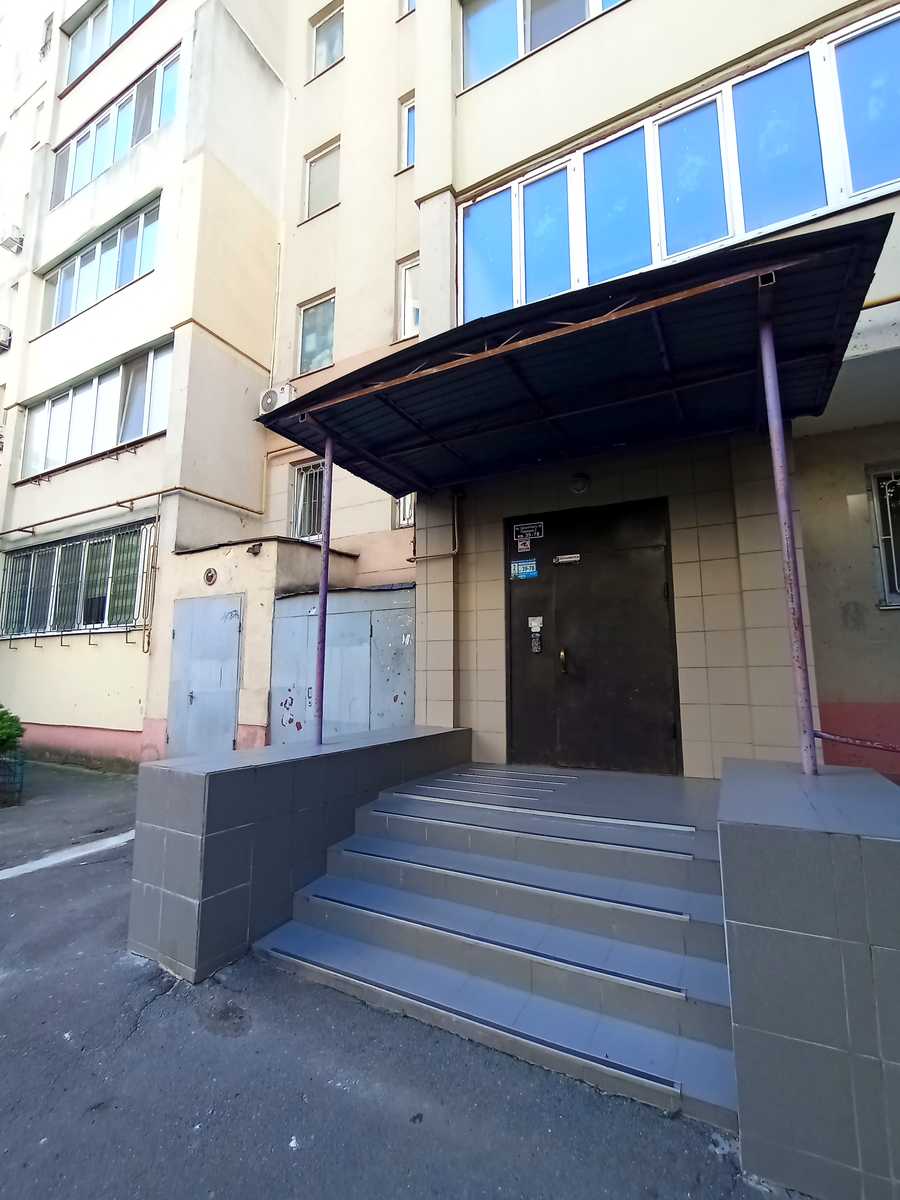 1877936484509293