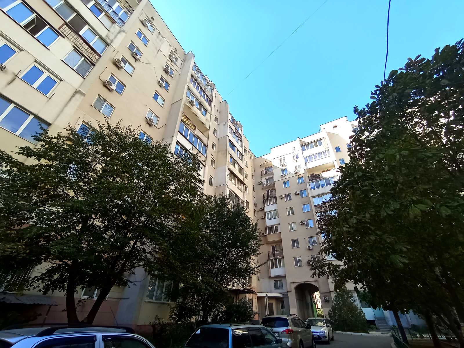 1877936485492777