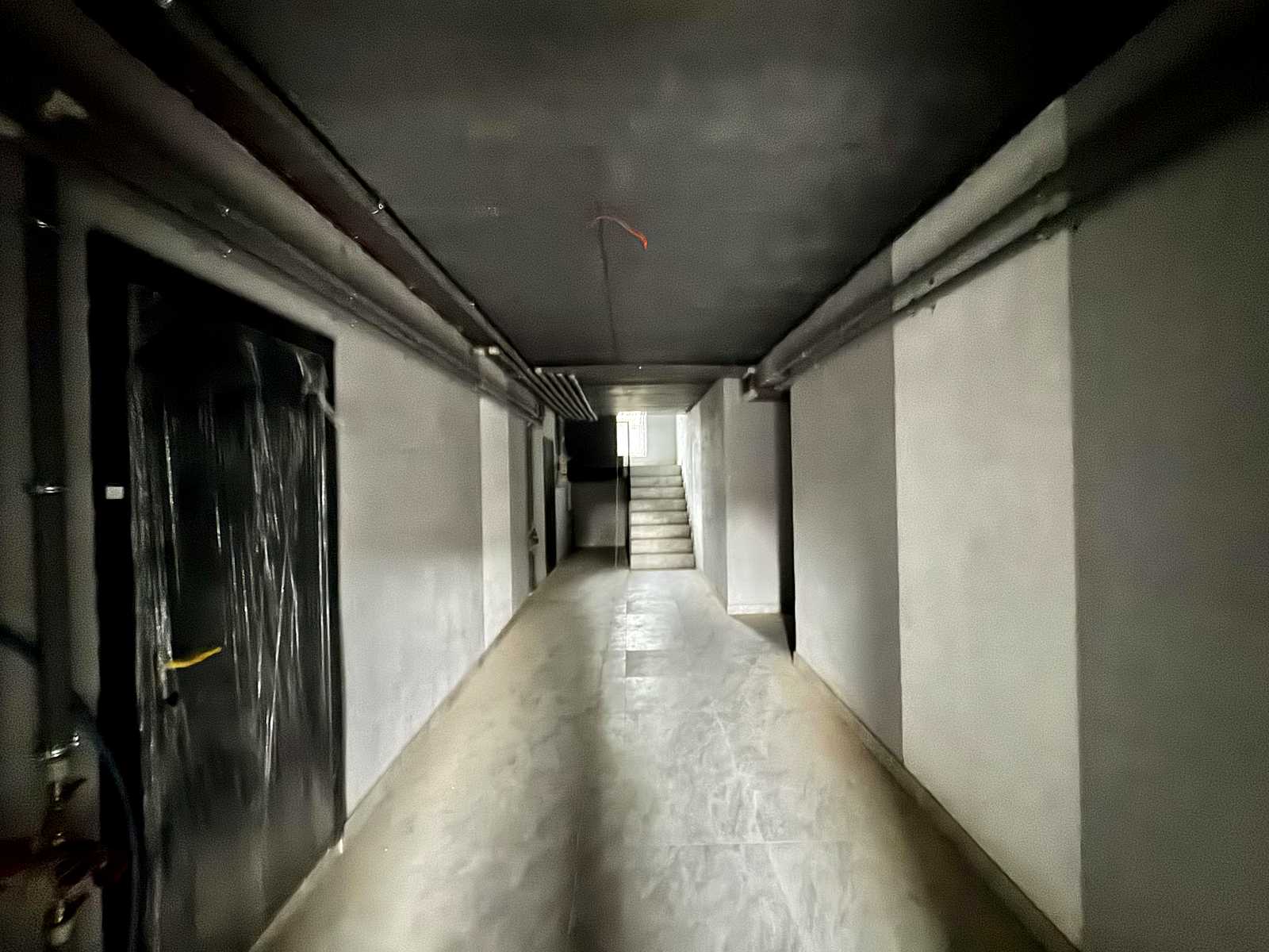 1877936773660245