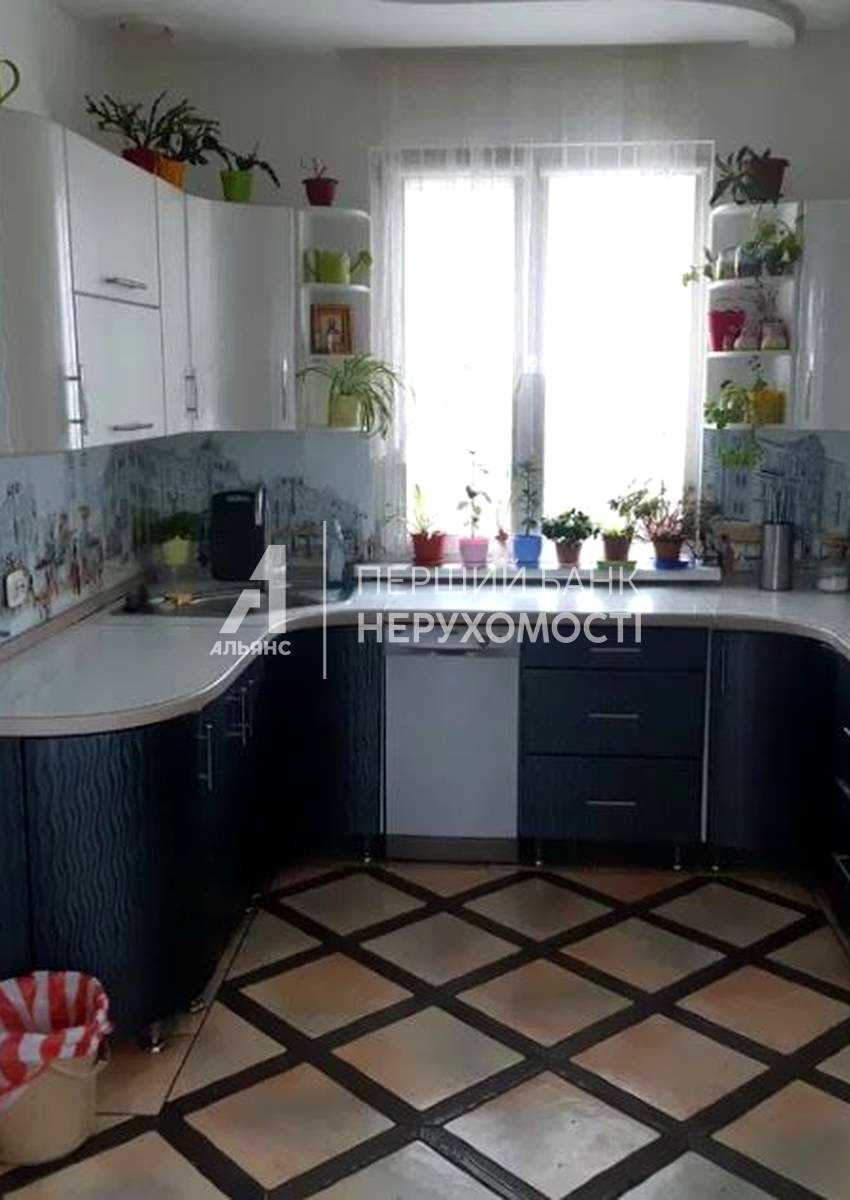1877936861950624.jpg