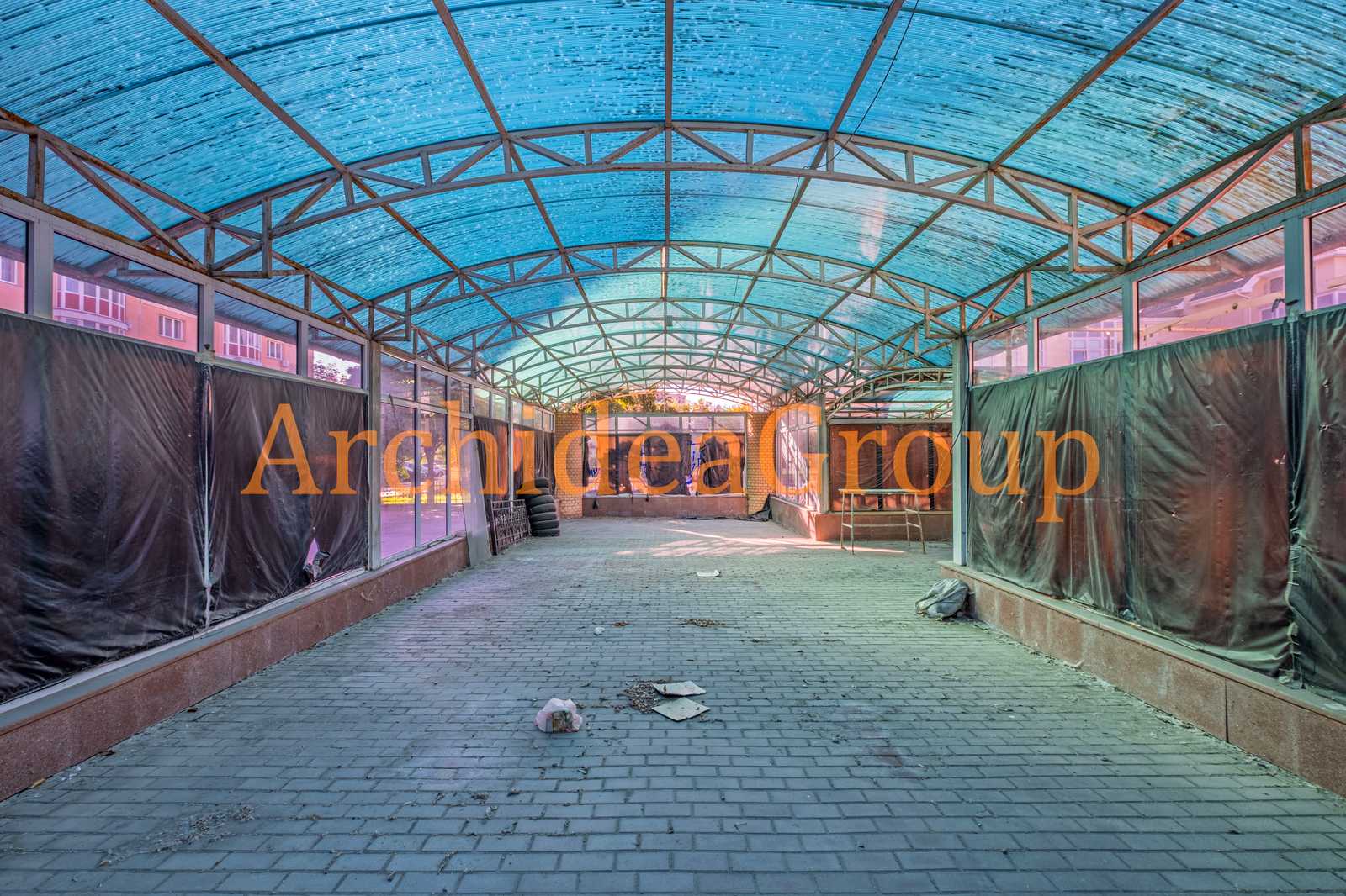 1877937345795921