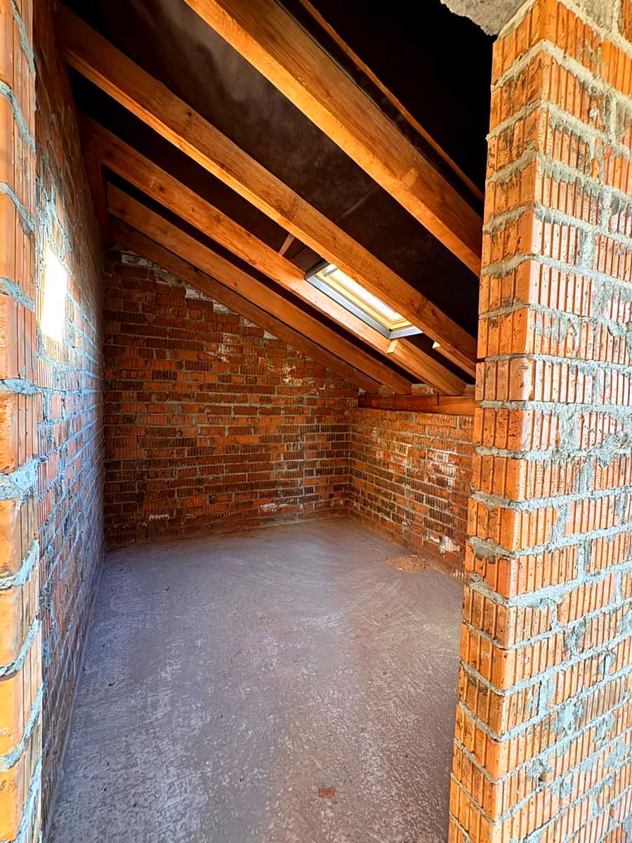 1877937744551444