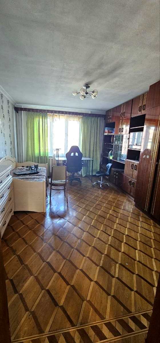 1877938843469464