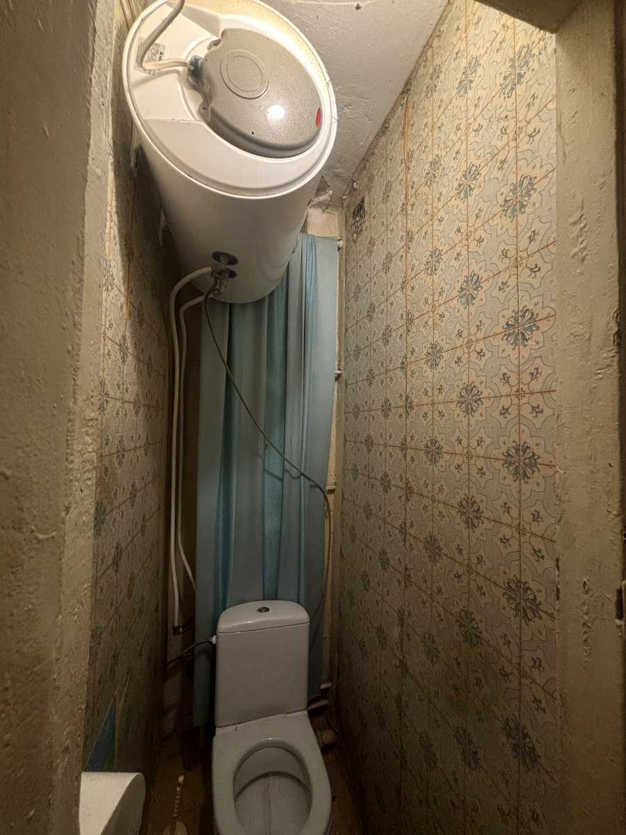 1877939728579887