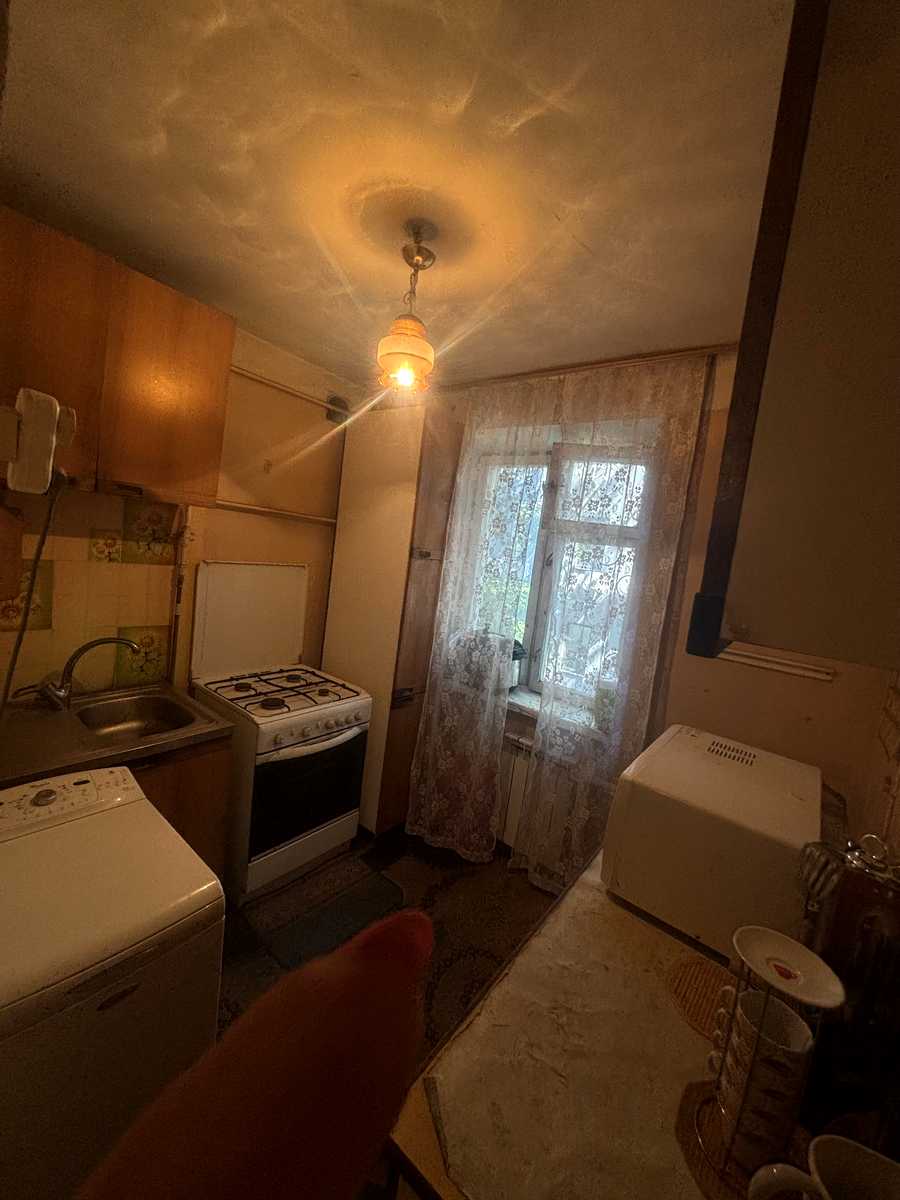 1877939729671218