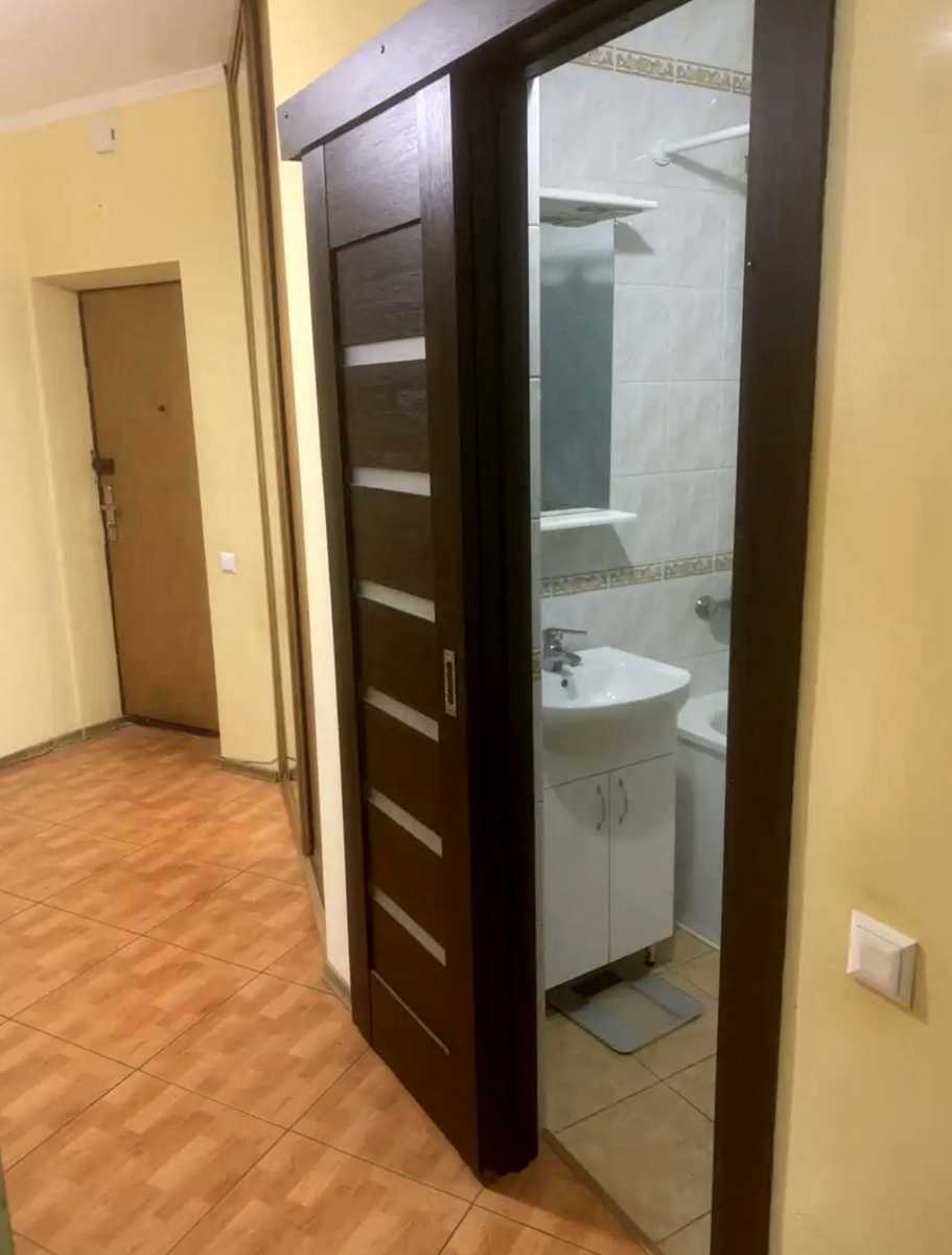 1877939865388449