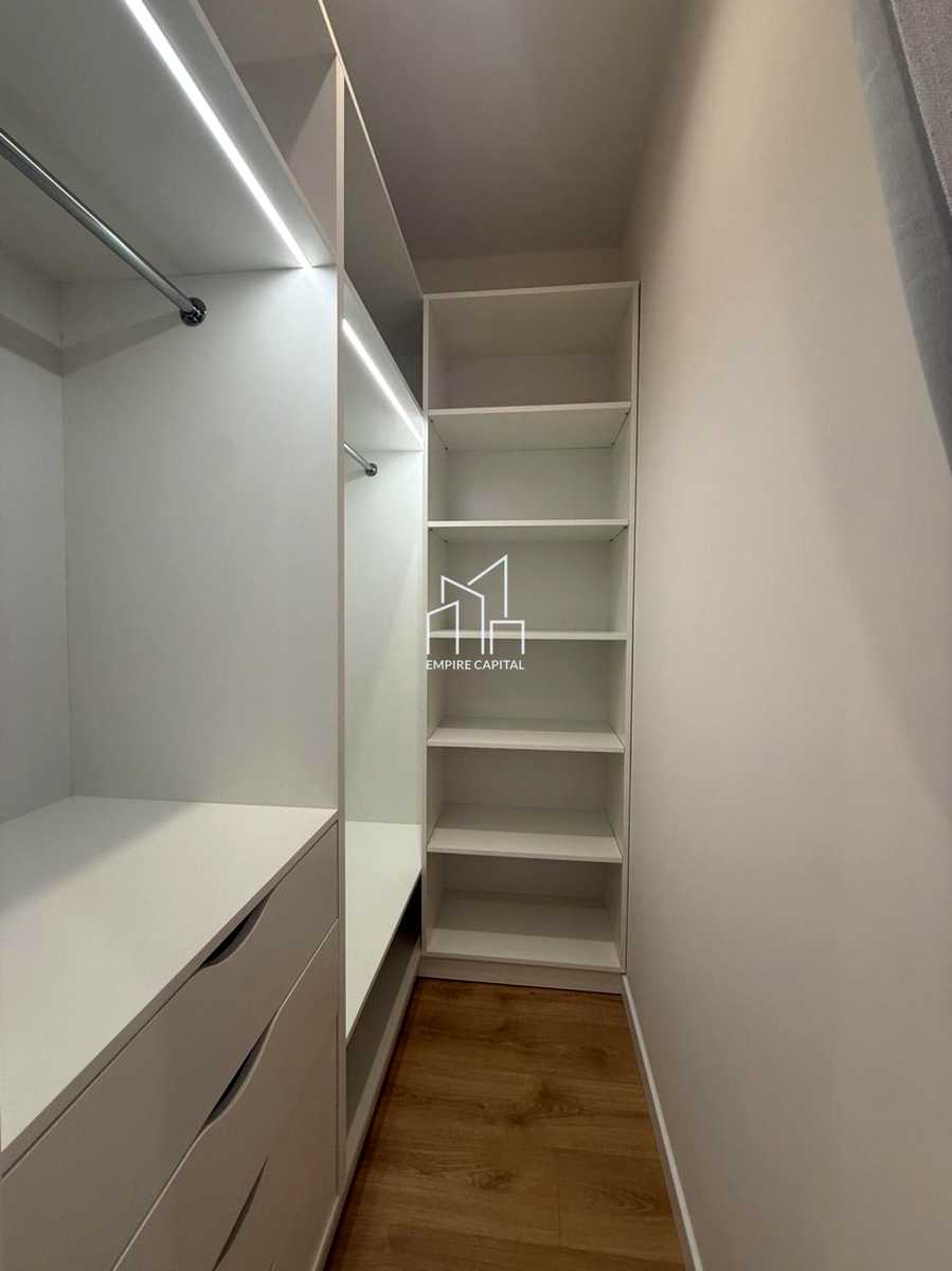 1877940483281933
