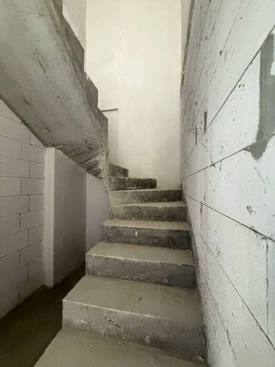 1877941182187826