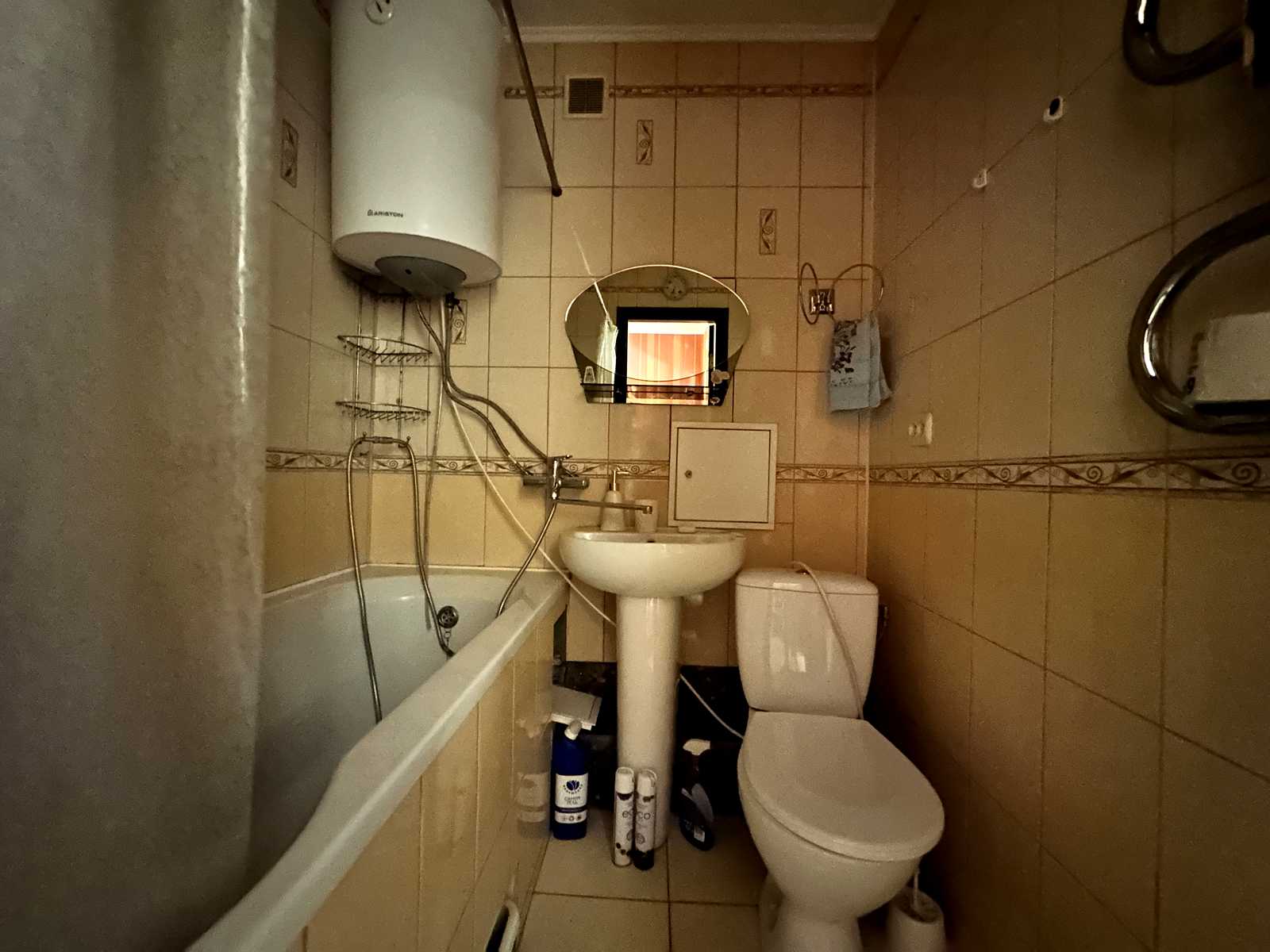 1877942061359316