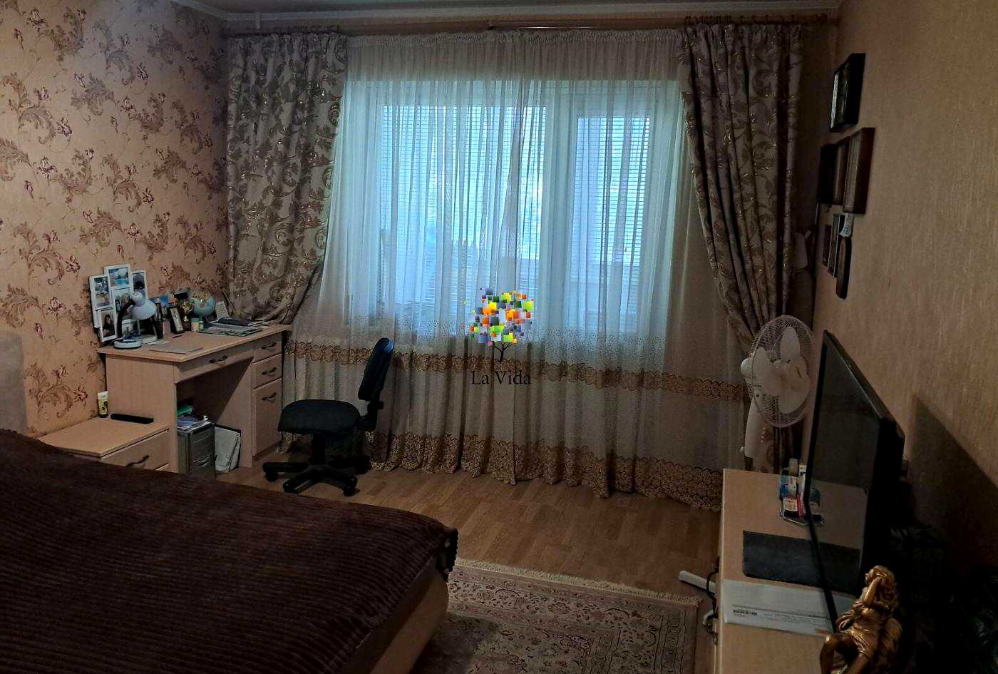 1877942259333616