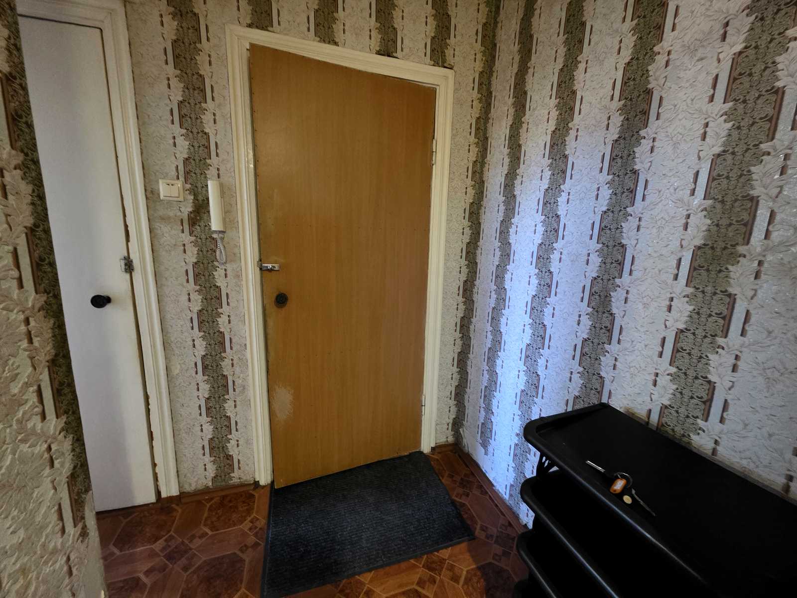 1877942488189499