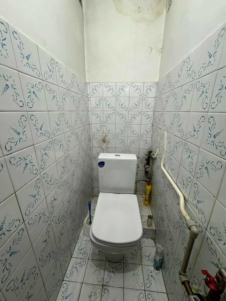 1877943142692492