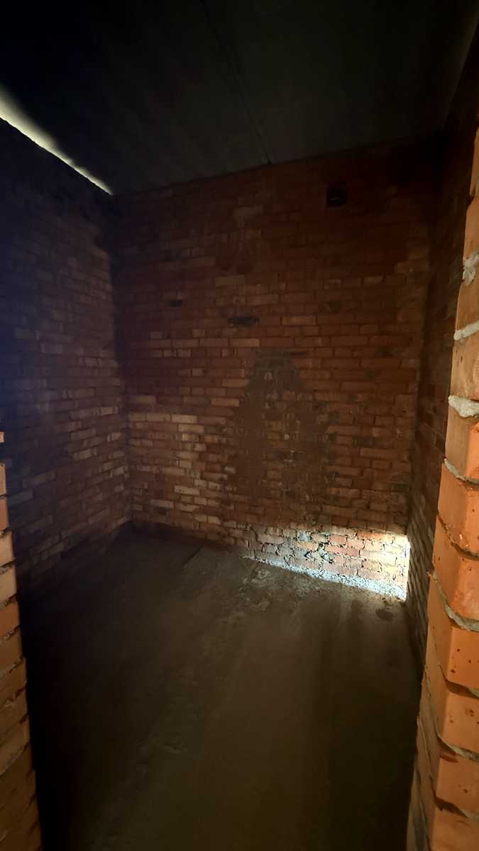 1877943299529952