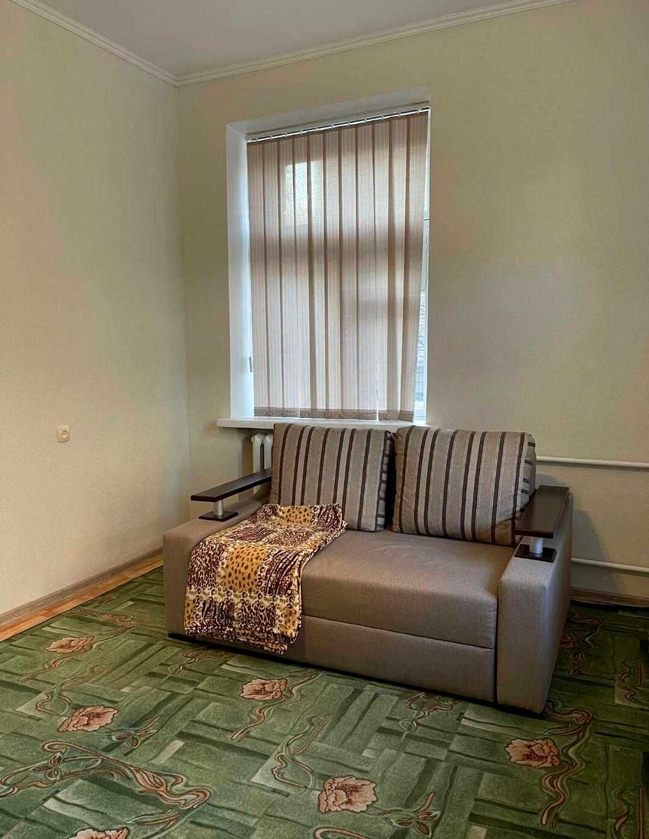1877943330817251
