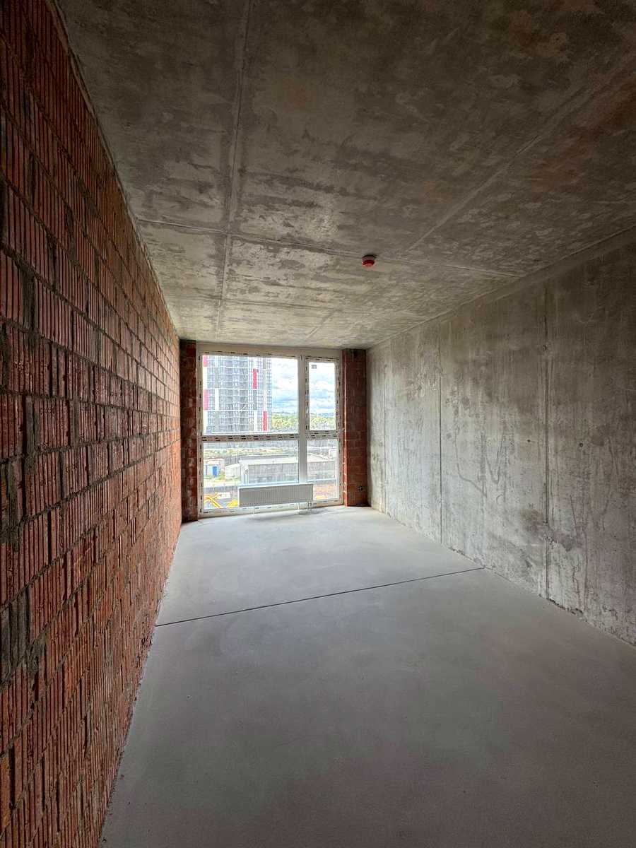 1877944530843299
