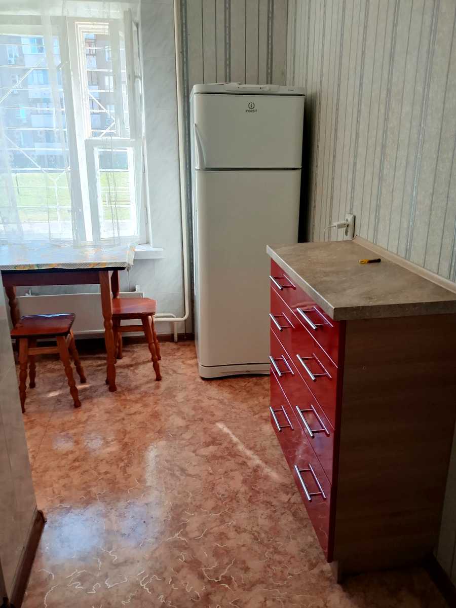 1877944700697349