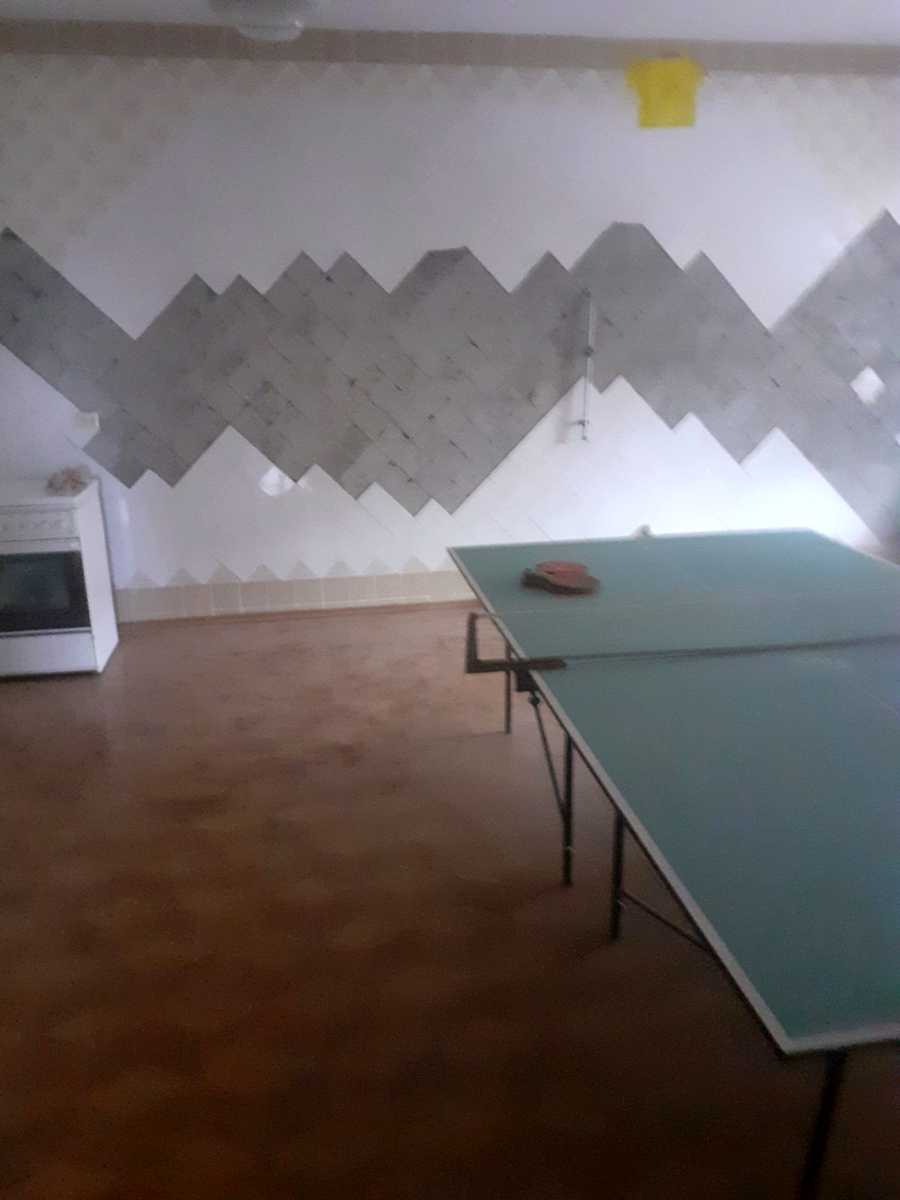 1877944860998061