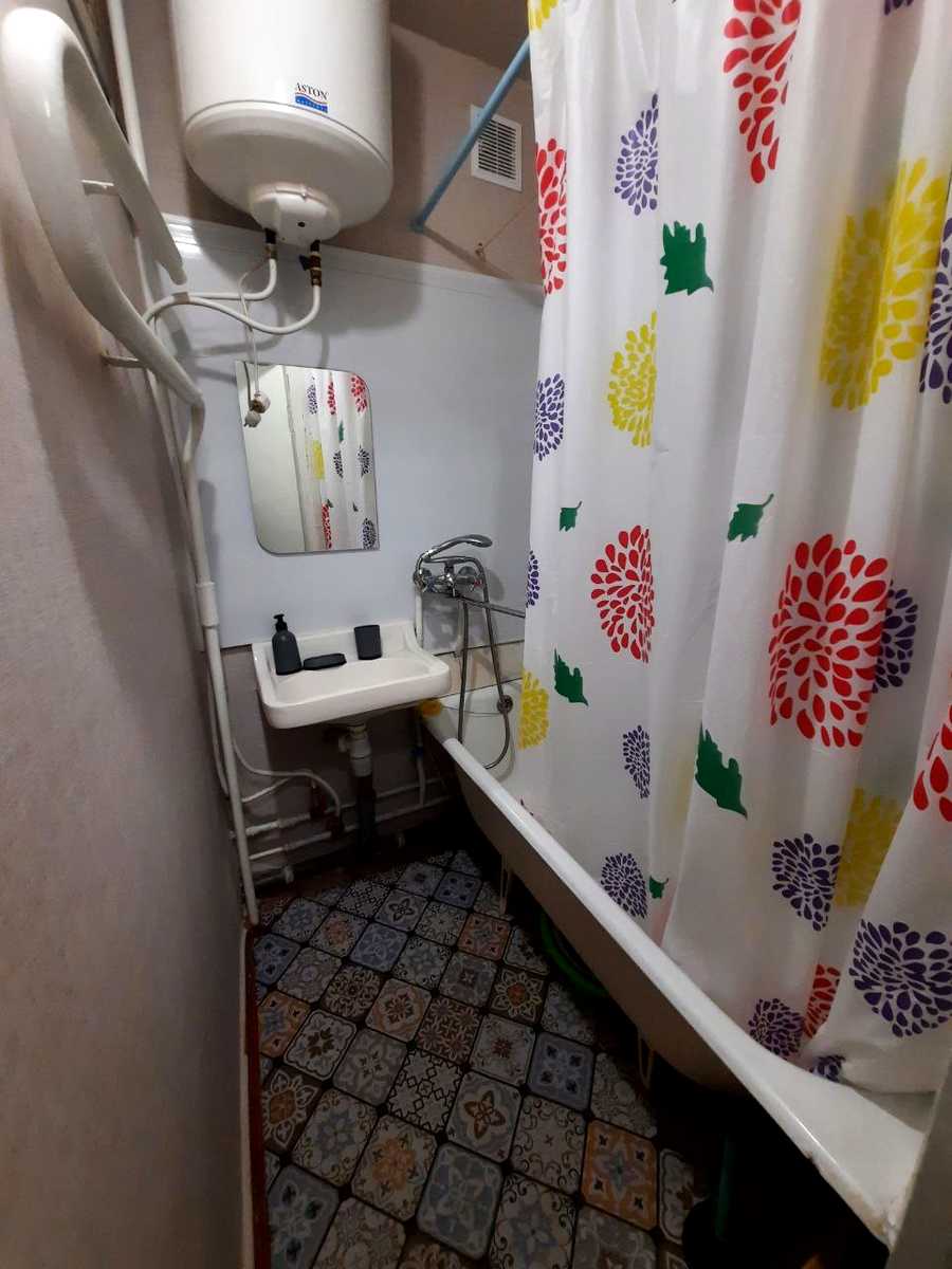 1877944865153877