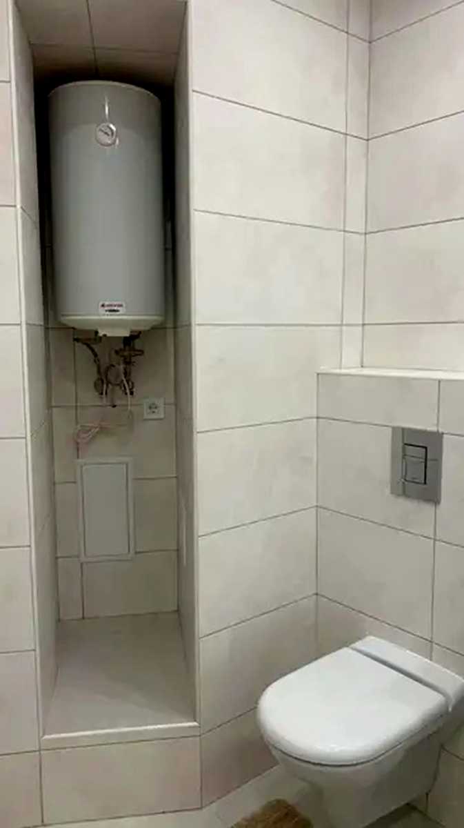 1877945357722061