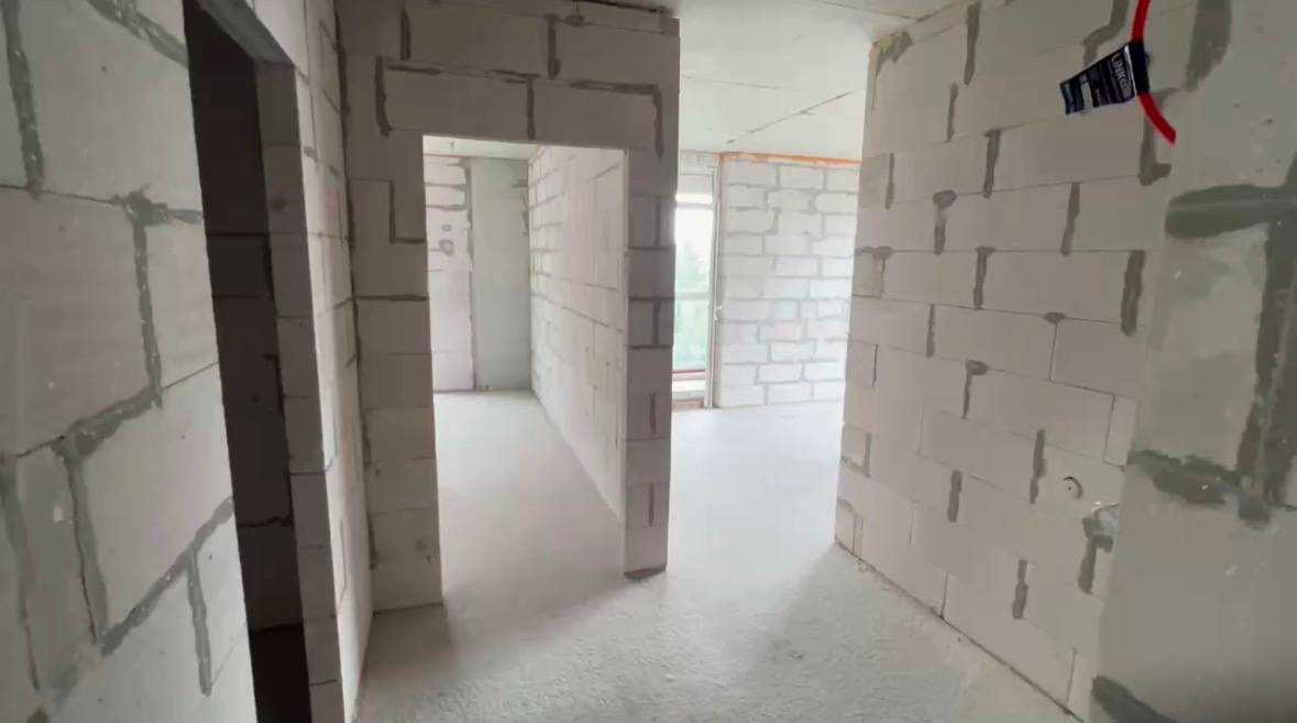 1877947770132106