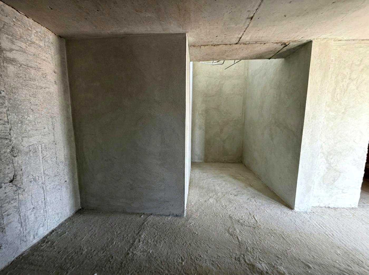1877949467228533