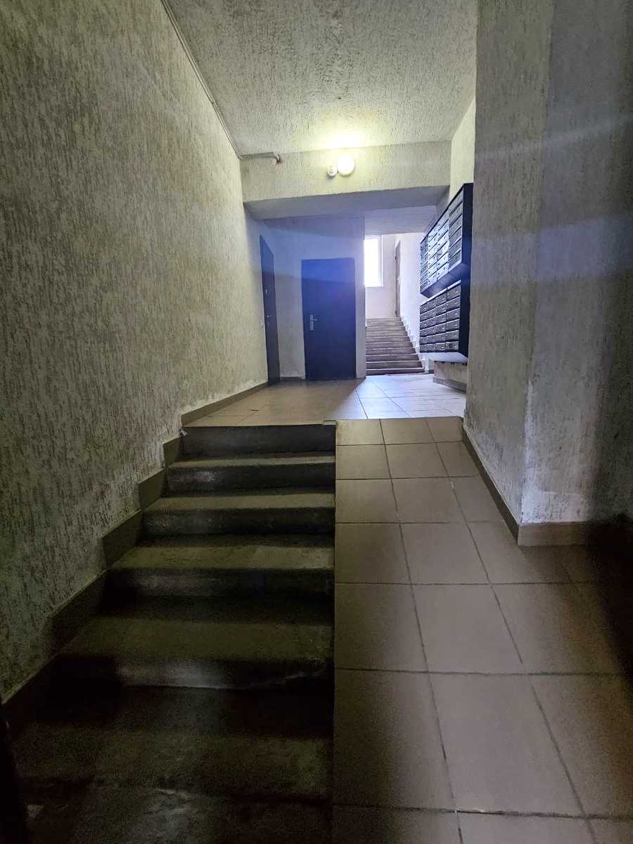1877949931442819