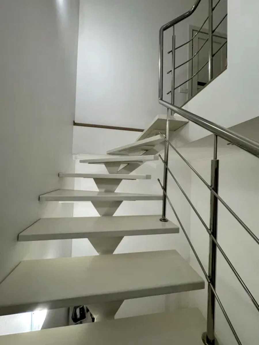 1877950843629461