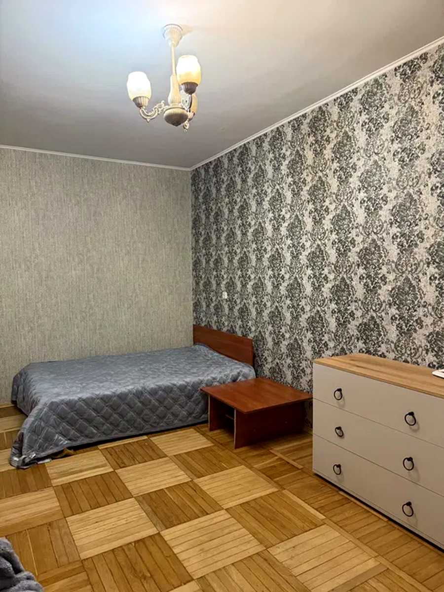 1877951715122482