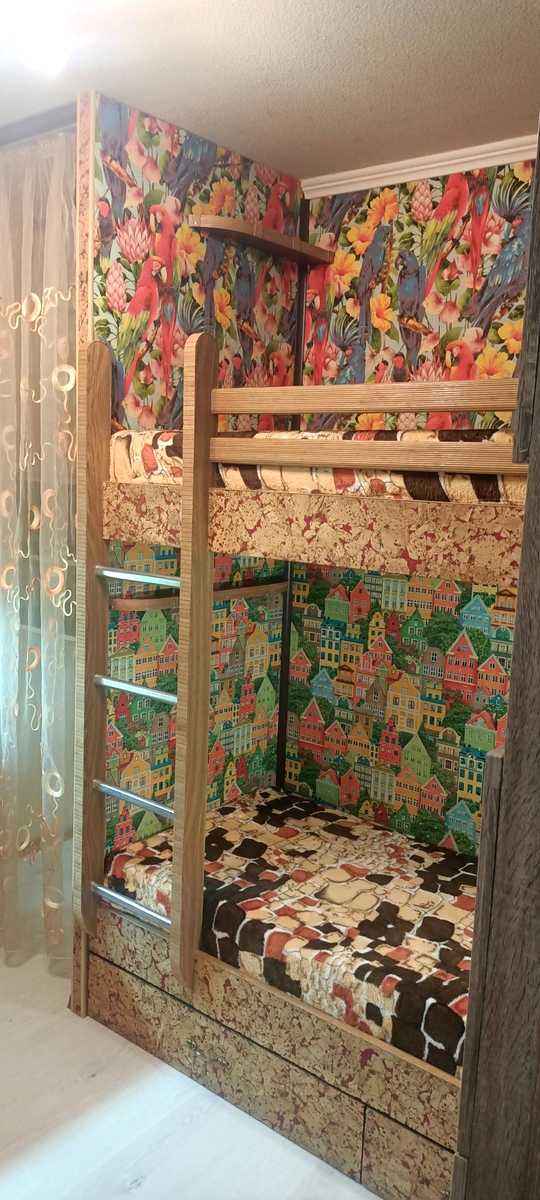 1877955599136756