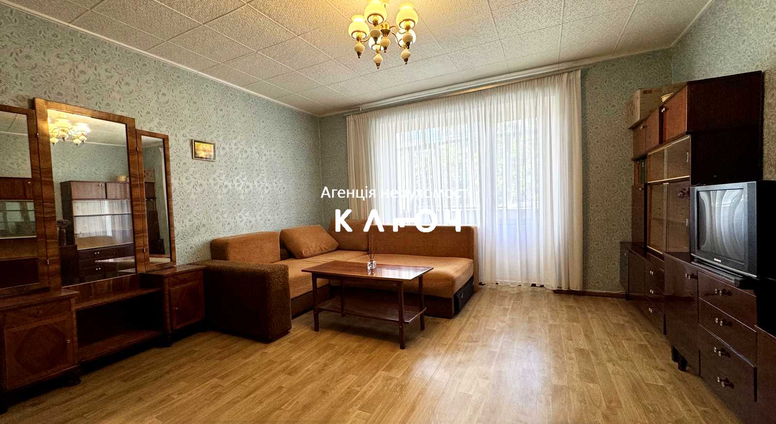 1877960462342697