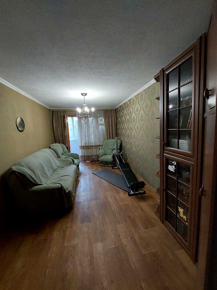 1877960946464611