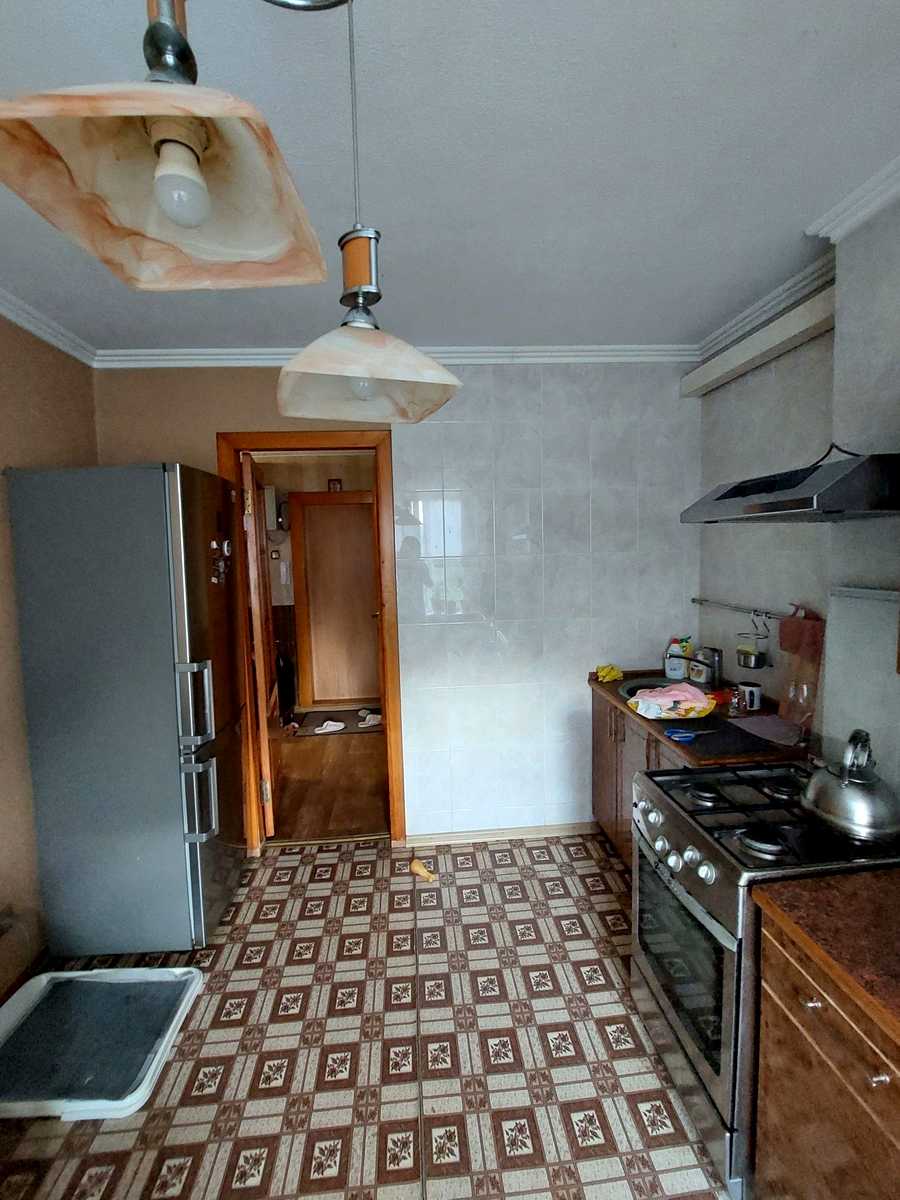 1877960946469378