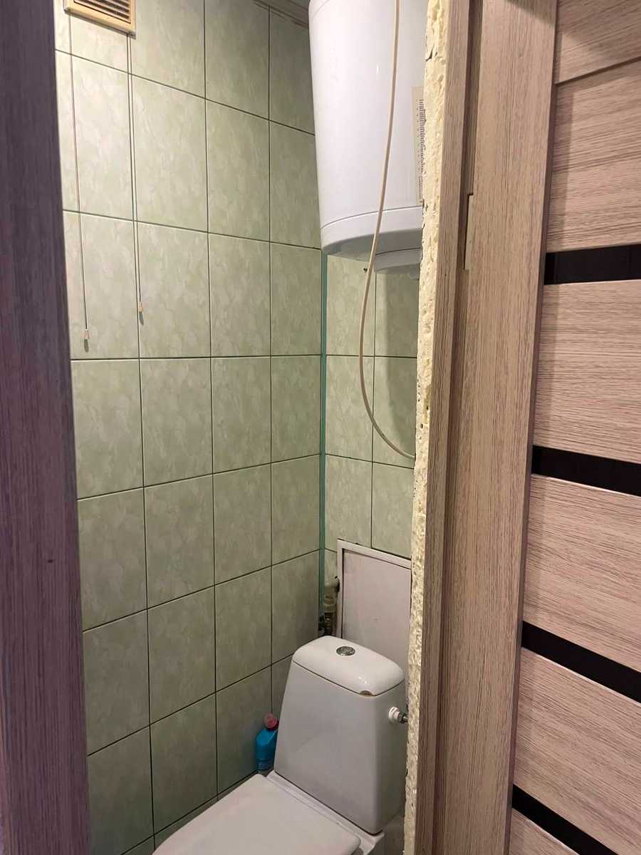 1877961810748448