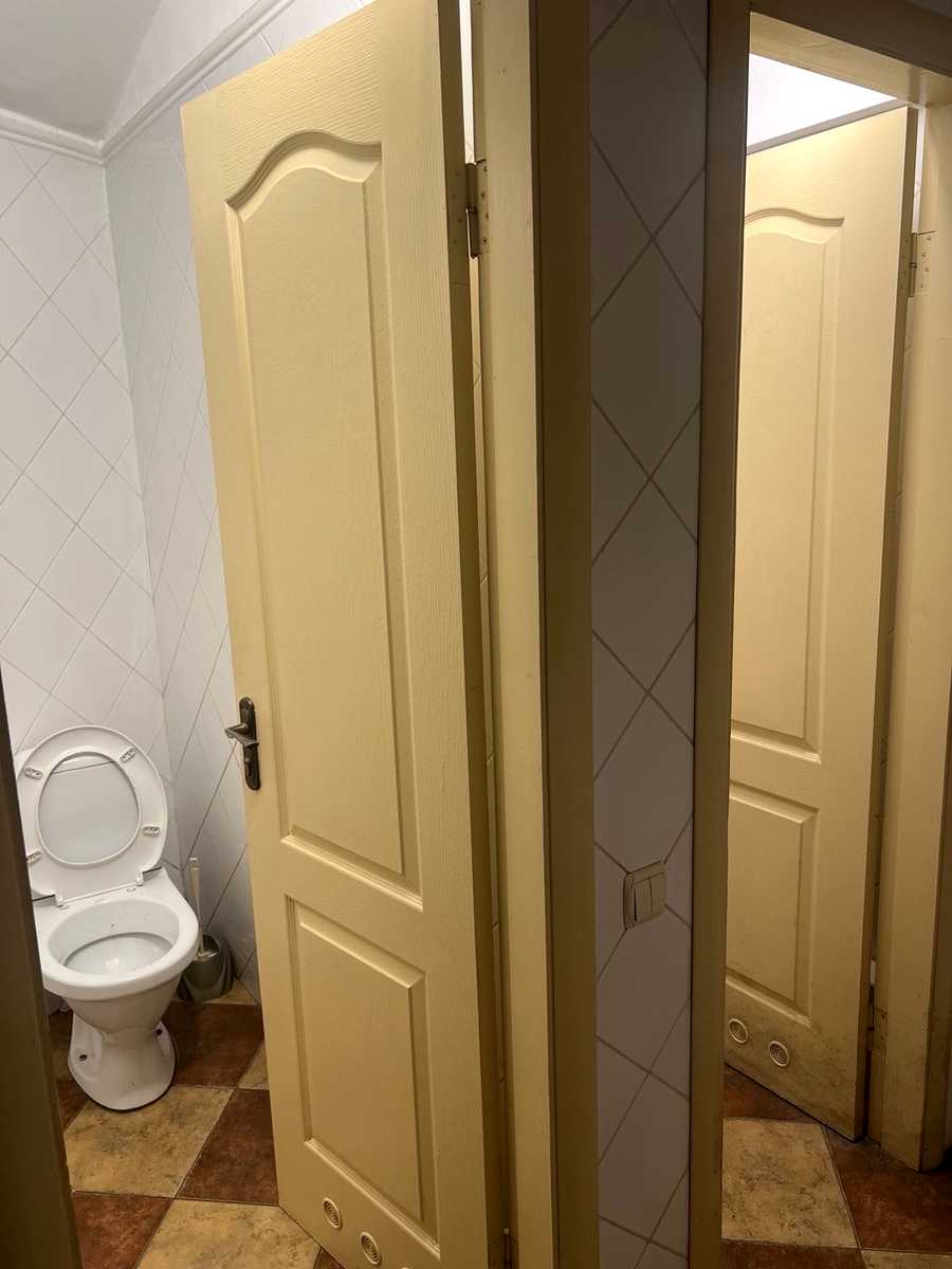 1877963670956274