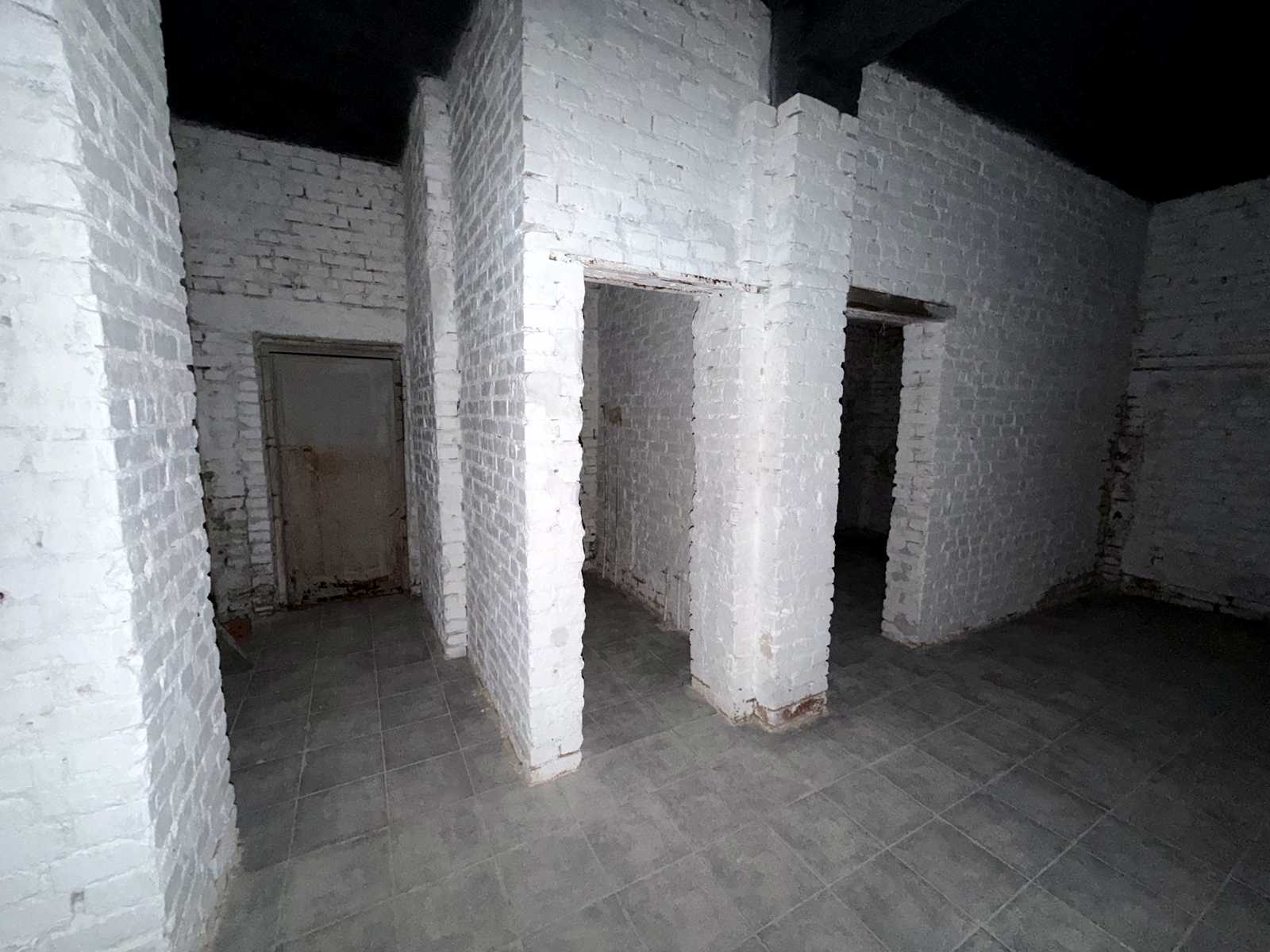 1877965361816592