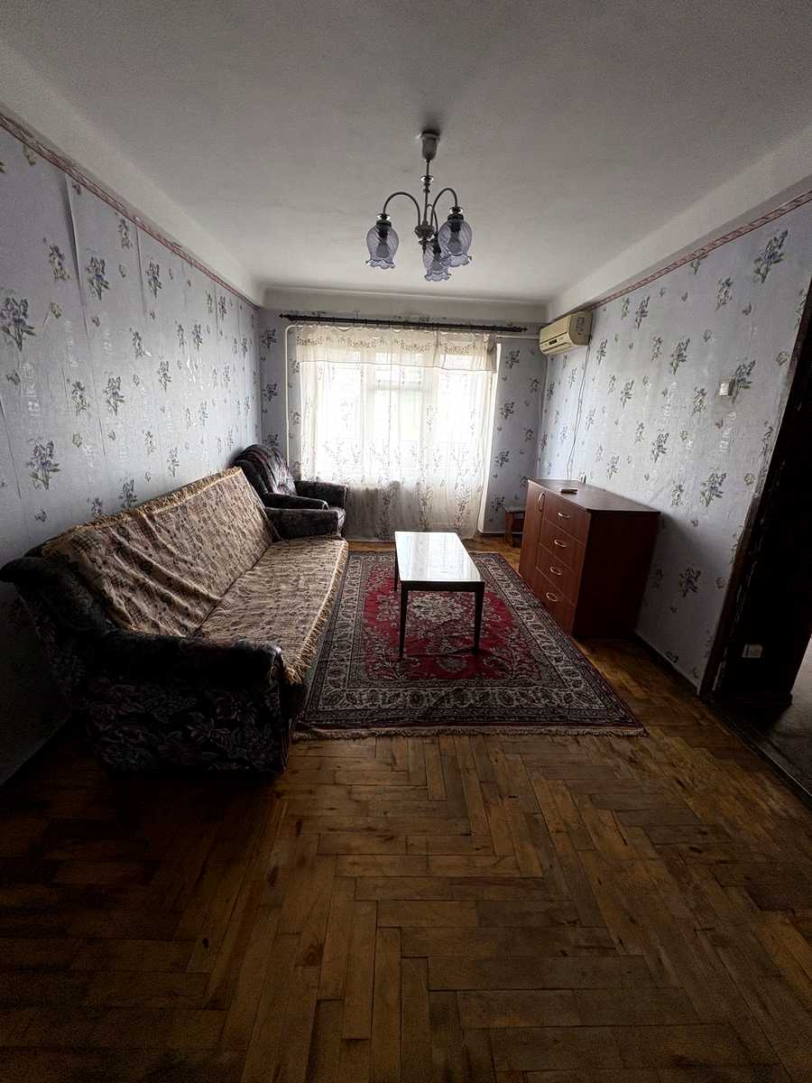 1877968374009750