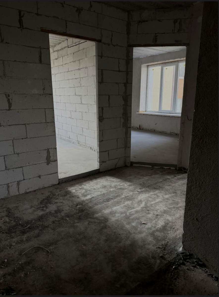 1877971151995352